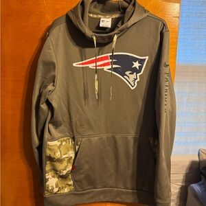 Salute to Service New England Patriots Hoodie